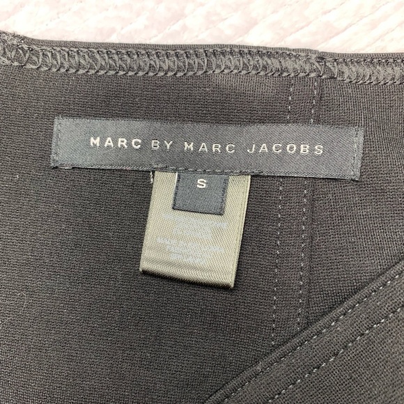 MARC BY MARC JACOBS SIZE SMALL BLACK SKIRT - Picture 5 of 9